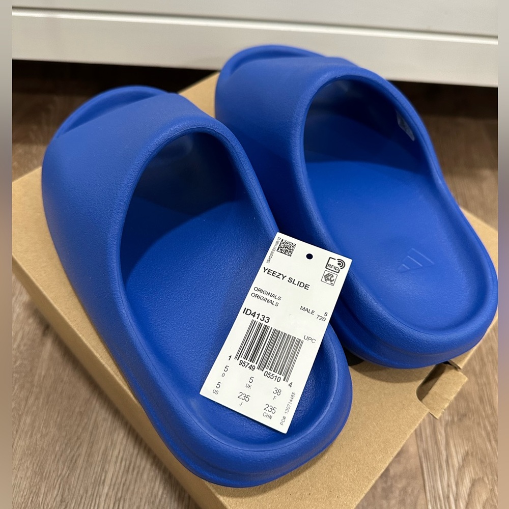 YZY Slides